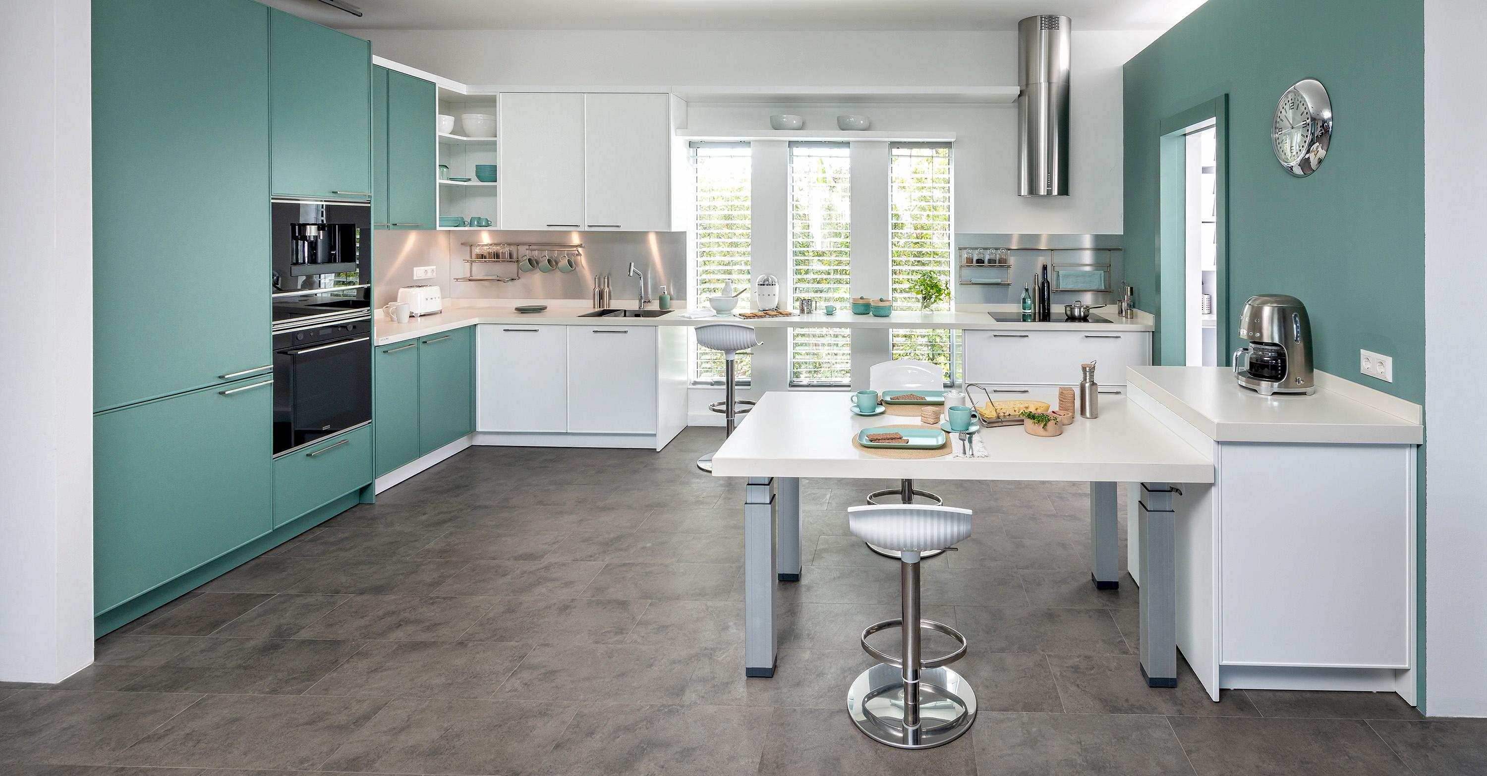 30 Yıldır Güvenilir Ellerdesiniz